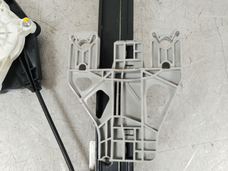 Recambio de elevalunas trasero izquierdo para audi a4 ber. (b8) basis referencia OEM IAM 8K0839461A  8K0959811A