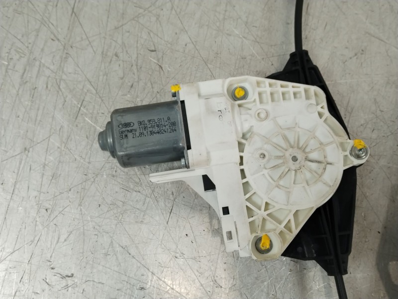 Recambio de elevalunas trasero izquierdo para audi a4 ber. (b8) basis referencia OEM IAM 8K0839461A  8K0959811A