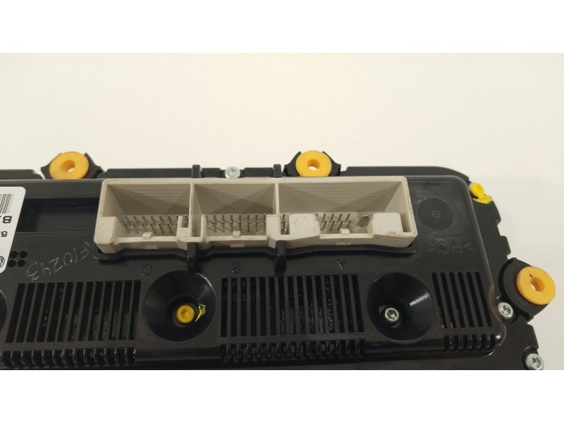 Recambio de mando climatizador para volkswagen passat berlina (3c2) advance referencia OEM IAM 3C0907044DS  