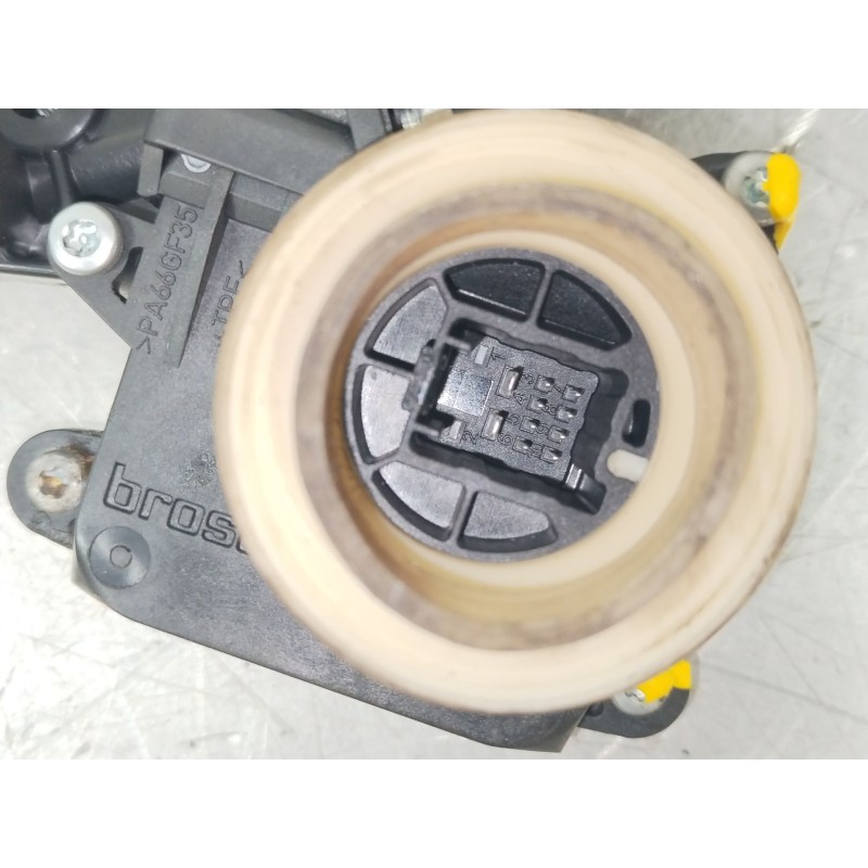 Recambio de elevalunas delantero izquierdo para toyota yaris (_p9_) 1.4 d-4d (nlp90_) referencia OEM IAM 857020F010  983712100