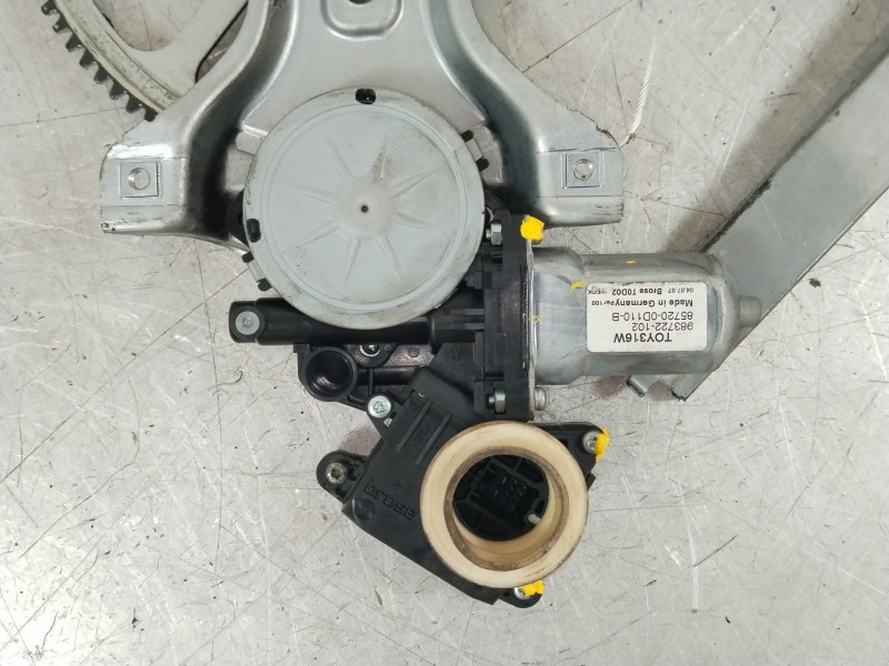 Recambio de elevalunas delantero izquierdo para toyota yaris (_p9_) 1.4 d-4d (nlp90_) referencia OEM IAM 857020F010  983712100