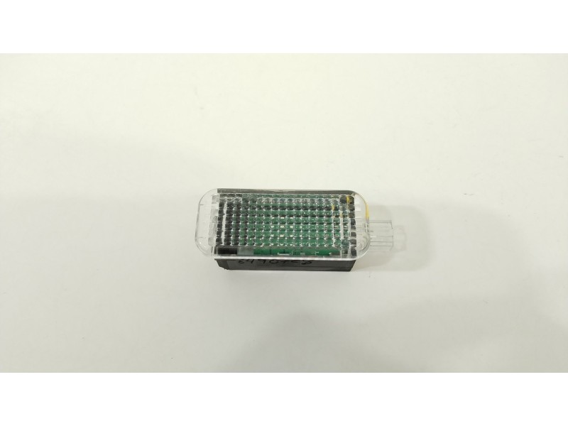 Recambio de luz interior para seat ibiza v (kj1, kjg) 1.0 tsi referencia OEM IAM 4E0947415  