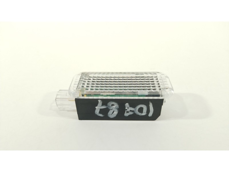Recambio de luz interior para seat ibiza v (kj1, kjg) 1.0 tsi referencia OEM IAM 4E0947415  