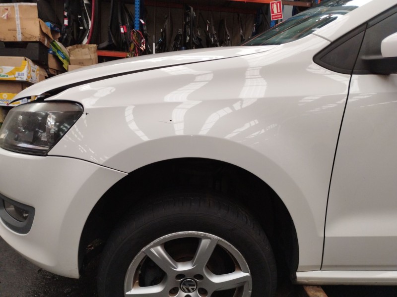 Recambio de aleta delantera izquierda para volkswagen polo v (6r1, 6c1) 1.6 tdi referencia OEM IAM   