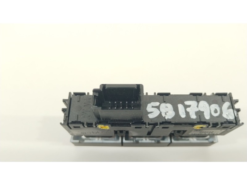 Recambio de mando multifuncion para seat leon st (5f8) x-perience titan desert 4drive referencia OEM IAM 5F0927137F  