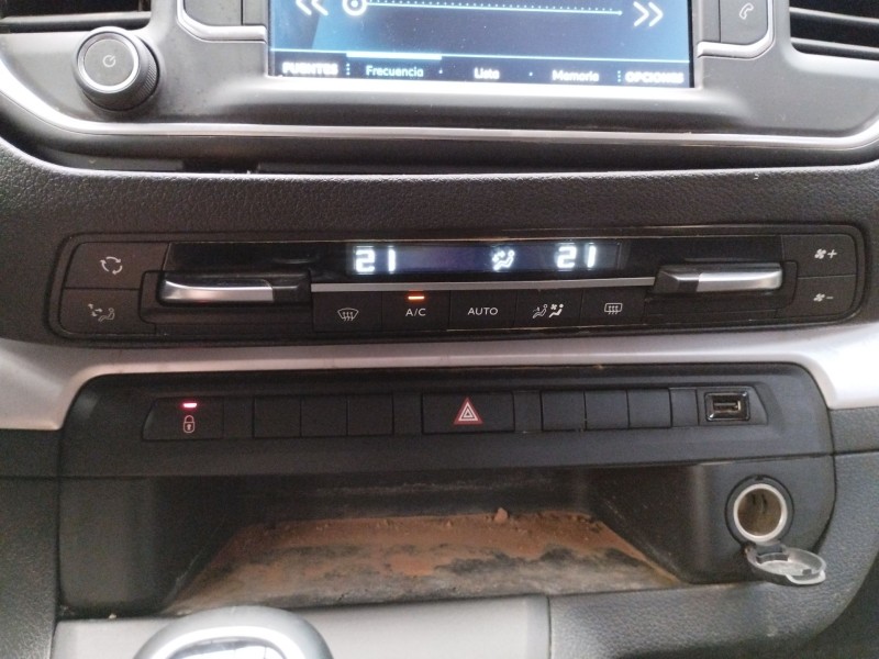 Recambio de mando climatizador para peugeot traveller autobús (v_) 2.0 bluehdi 145 referencia OEM IAM 98340478ZD  