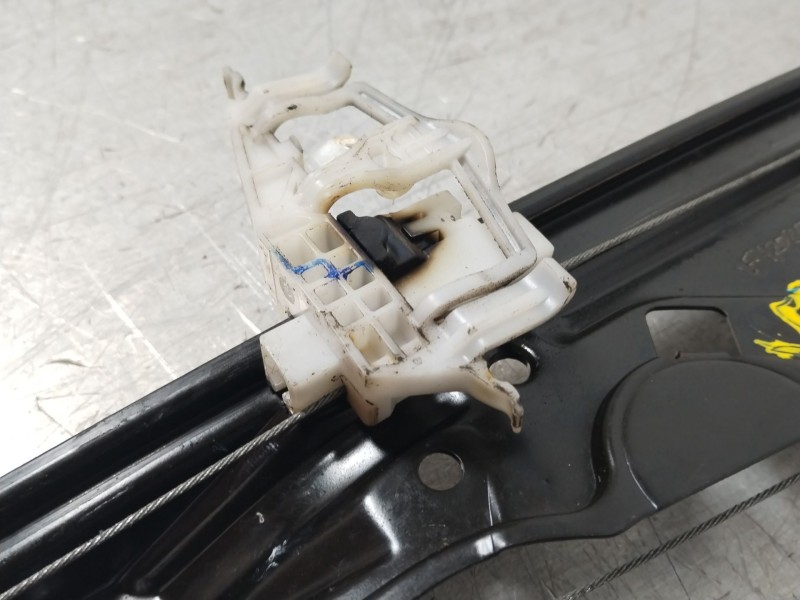 Recambio de elevalunas delantero derecho para ford ka (ccu) grand prix iii referencia OEM IAM 51974459  