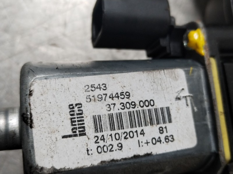 Recambio de elevalunas delantero derecho para ford ka (ccu) grand prix iii referencia OEM IAM 51974459  