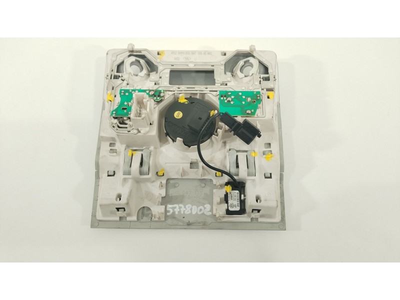 Recambio de luz interior para seat leon sc (5f5) fr referencia OEM IAM 5F0947105AG  