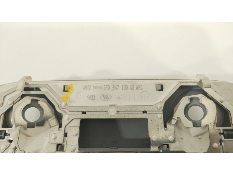 Recambio de luz interior para seat leon sc (5f5) fr referencia OEM IAM 5F0947105AG  