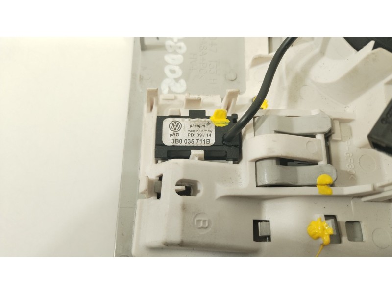 Recambio de luz interior para seat leon sc (5f5) fr referencia OEM IAM 5F0947105AG  