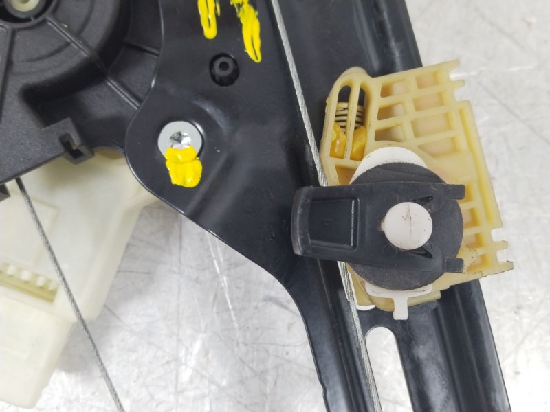 Recambio de elevalunas delantero derecho para citroën c4 picasso ii 1.6 bluehdi 120 referencia OEM IAM 9675924680  