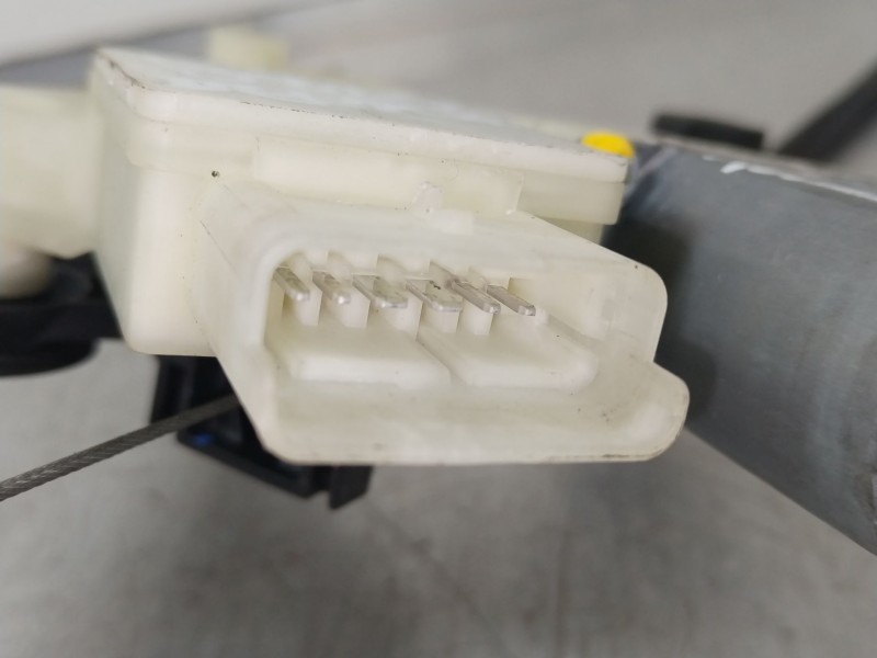 Recambio de elevalunas delantero derecho para citroën c4 picasso ii 1.6 bluehdi 120 referencia OEM IAM 9675924680  