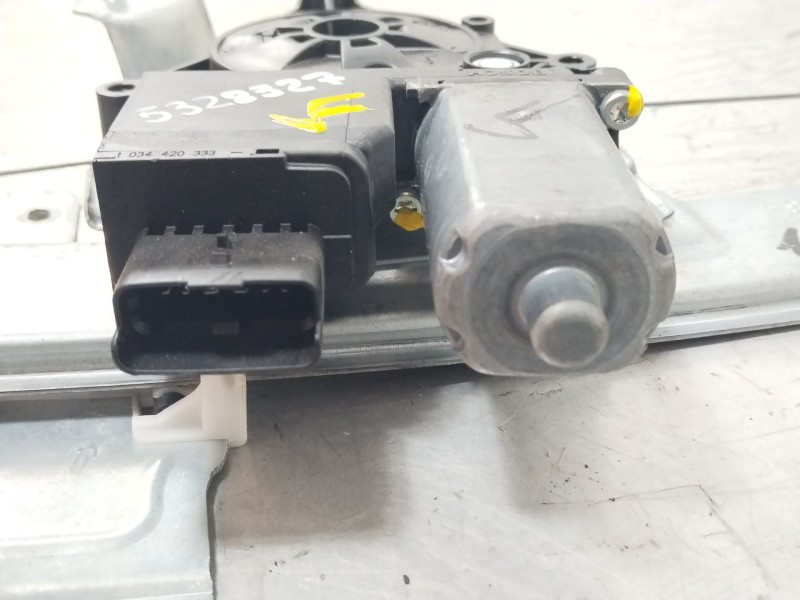 Recambio de elevalunas delantero derecho para citroën c3 collection referencia OEM IAM 9813093180  1137328865