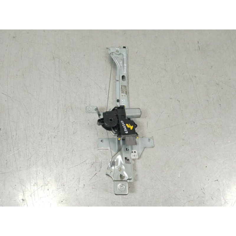 Recambio de elevalunas trasero derecho para peugeot 3008 monospace (0u_) 2.0 hdi hybrid4 referencia OEM IAM 9682808680  91202810