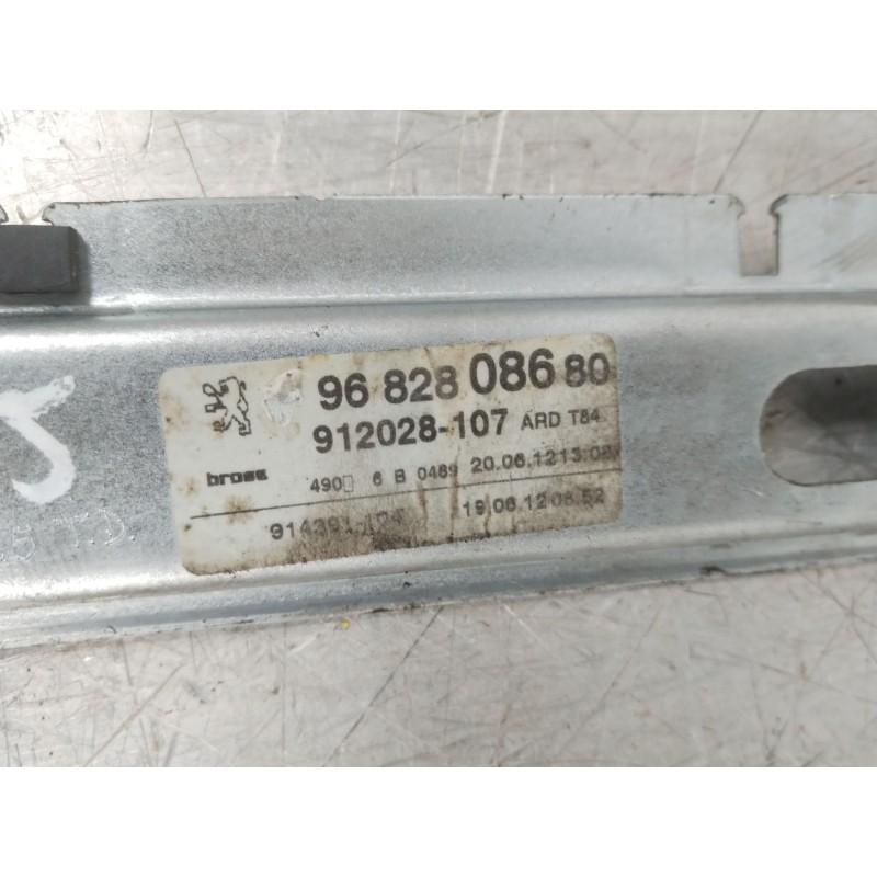 Recambio de elevalunas trasero derecho para peugeot 3008 monospace (0u_) 2.0 hdi hybrid4 referencia OEM IAM 9682808680  91202810