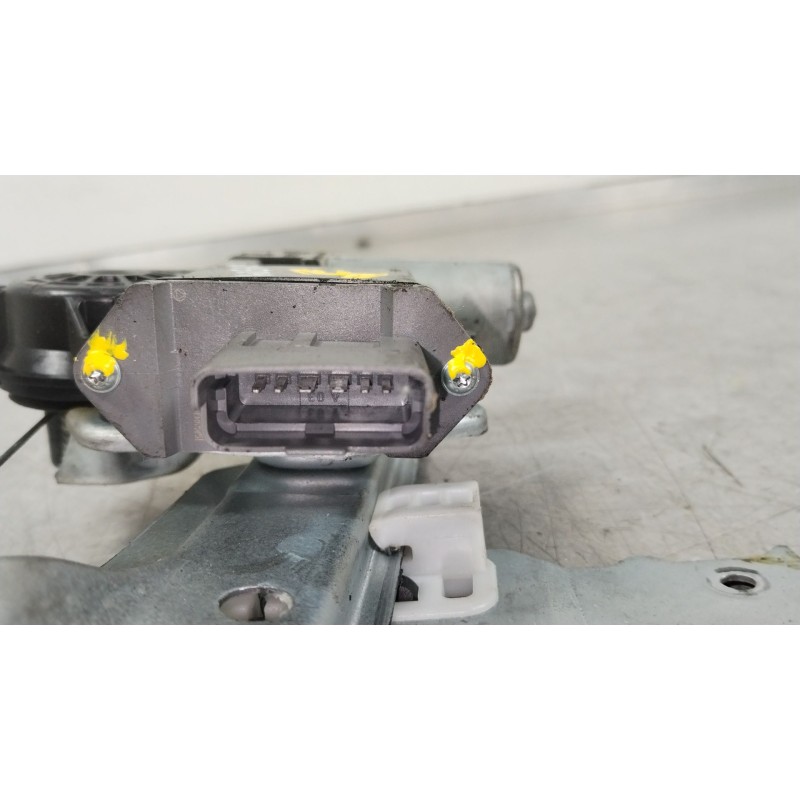 Recambio de elevalunas trasero derecho para peugeot 3008 monospace (0u_) 2.0 hdi hybrid4 referencia OEM IAM 9682808680  91202810