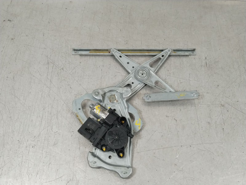 Recambio de elevalunas trasero izquierdo para renault scenic iii expression referencia OEM IAM 827216769R  