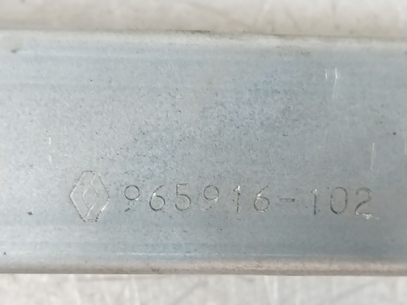 Recambio de elevalunas trasero izquierdo para renault scenic iii expression referencia OEM IAM 827216769R  