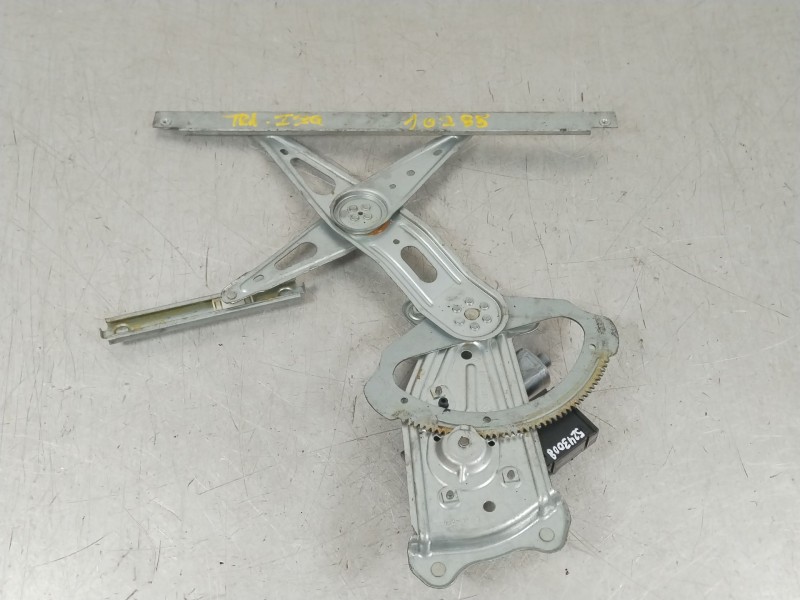 Recambio de elevalunas trasero izquierdo para renault scenic iii expression referencia OEM IAM 827216769R  