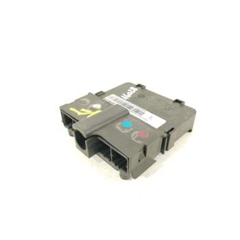 CAJA RELES / FUSIBLES 61149136723 6114913672304 V4913672304
