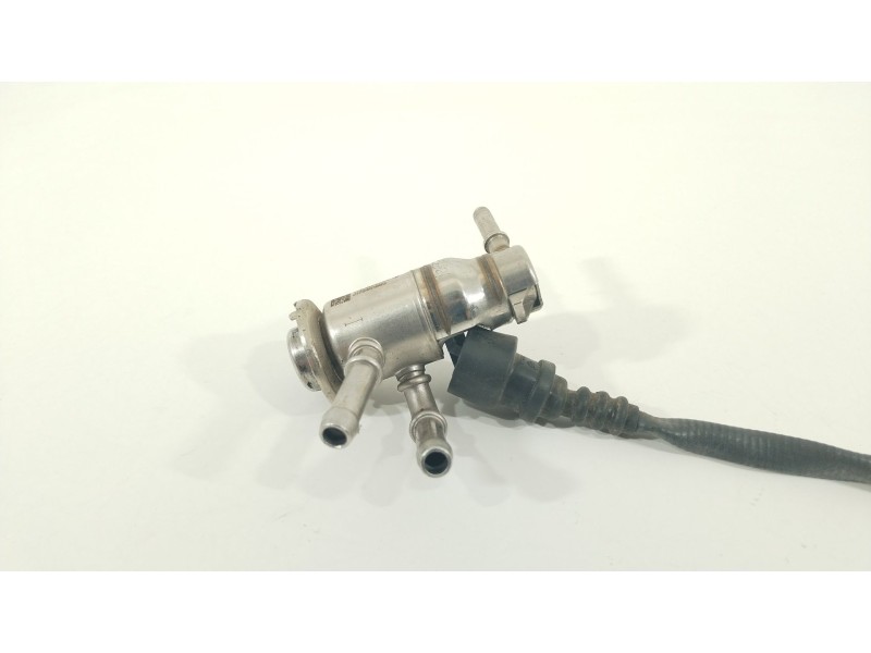 Recambio de inyector para nissan qashqai (j11) referencia OEM IAM 208995377R  