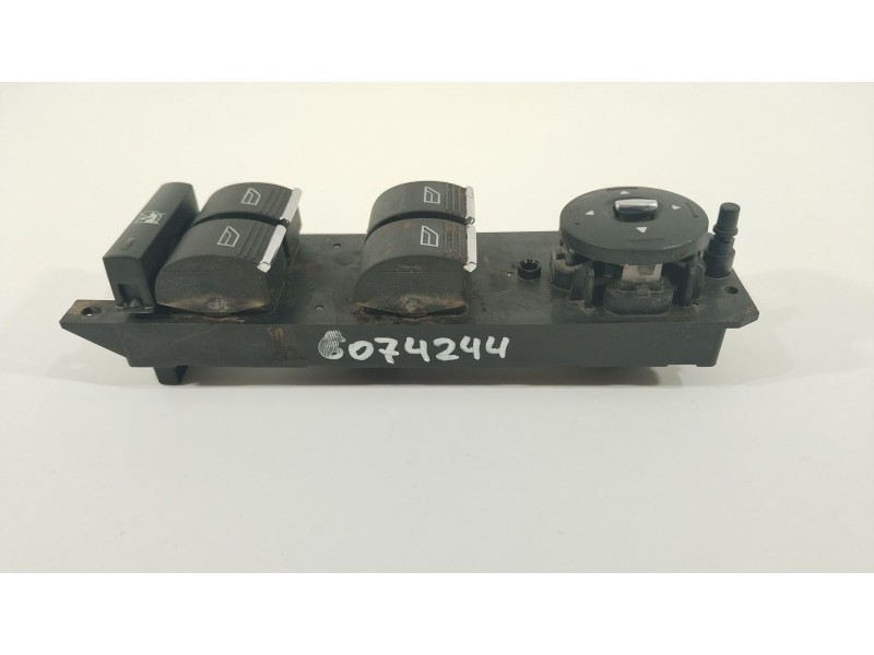 Recambio de mando elevalunas delantero izquierdo para ford kuga (cbs) titanium referencia OEM IAM AM5T14A132CA  