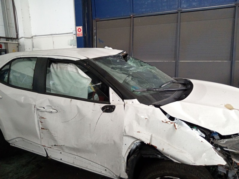 toyota yaris cross (mxp_) del año 2023