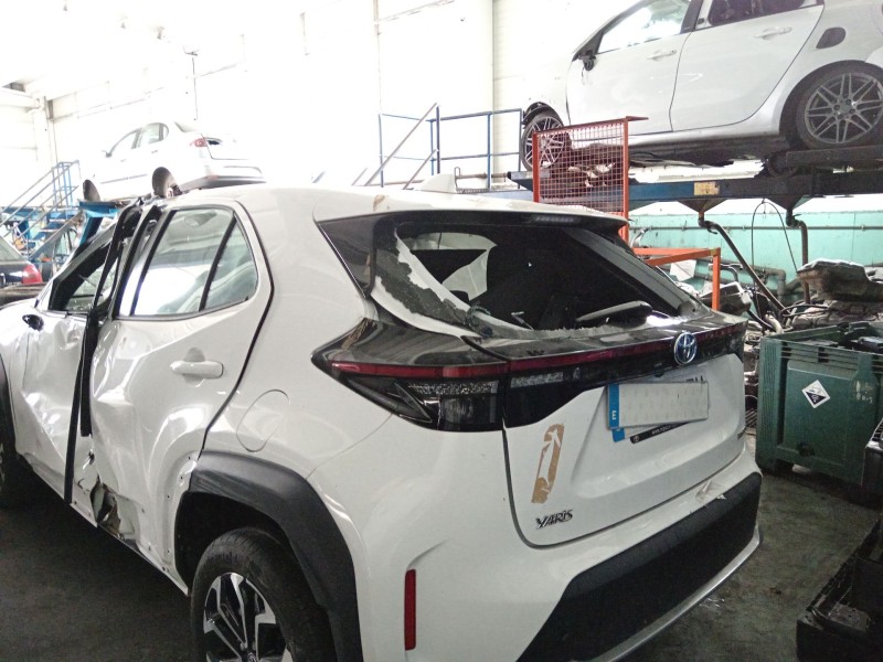 toyota yaris cross (mxp_) del año 2023