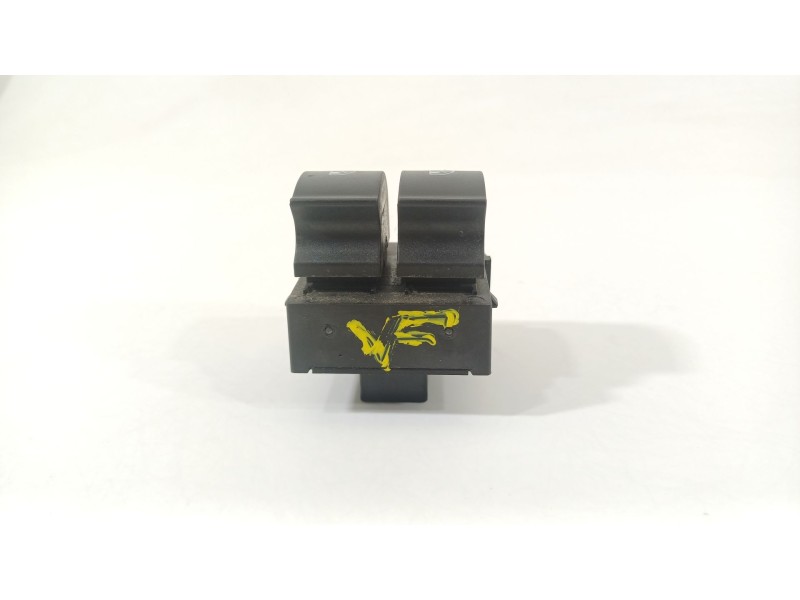 Recambio de mando elevalunas delantero izquierdo para fiat bravo (198) 1.4 16v active referencia OEM IAM 735441807  08508C144