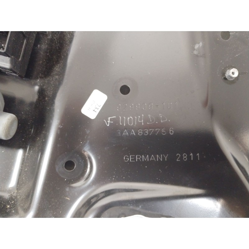 Recambio de elevalunas delantero derecho para volkswagen passat variant (365) r-line bluemotion referencia OEM IAM 3AA837756 3C0