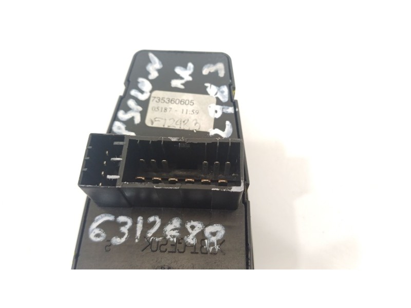 Recambio de mando elevalunas delantero izquierdo para lancia ypsilon (101) 1.3 16v multijet argento referencia OEM IAM 735360605