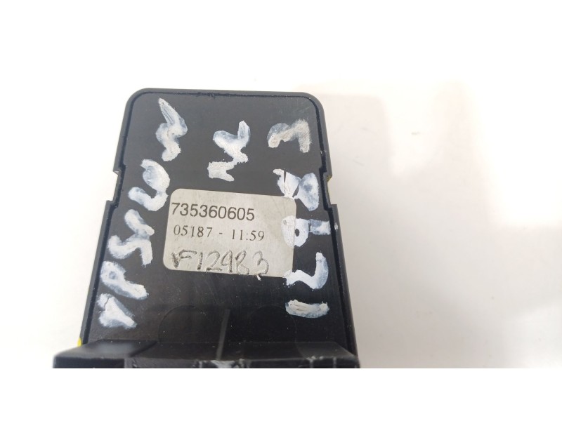 Recambio de mando elevalunas delantero izquierdo para lancia ypsilon (101) 1.3 16v multijet argento referencia OEM IAM 735360605