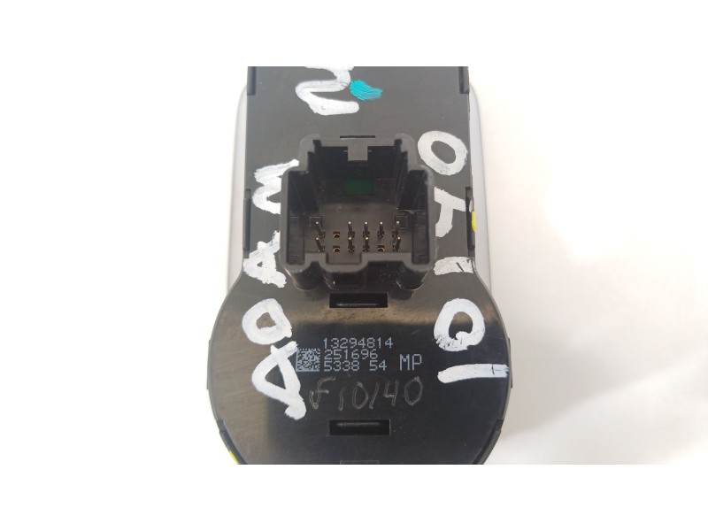 Recambio de mando luces para opel adam unlimited ecoflex referencia OEM IAM 13294814  