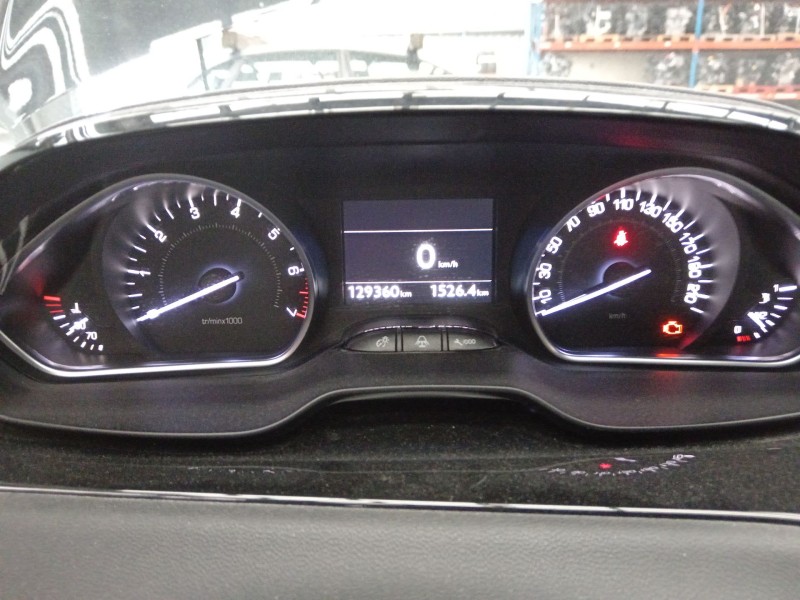 Recambio de cuadro instrumentos para peugeot 208 i (ca_, cc_) 1.2 vti 82 referencia OEM IAM 9800654580  