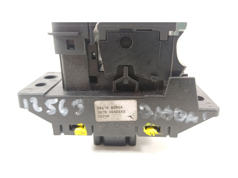 Recambio de palanca freno de mano para nissan qashqai (j11) acenta referencia OEM IAM 251756FR0A  