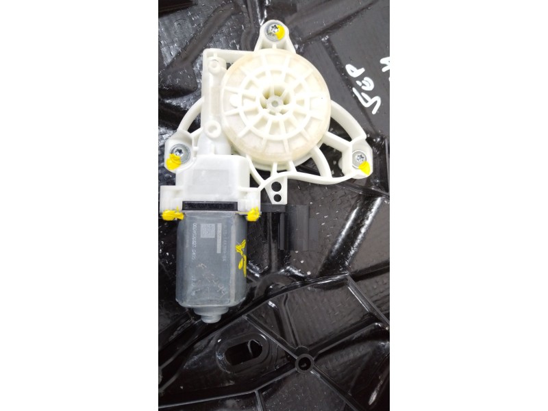 Recambio de elevalunas delantero derecho para ford focus st-line referencia OEM IAM JX7BA23200CD  JX7B14A389BA