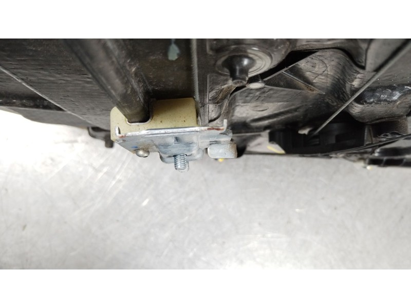 Recambio de elevalunas delantero derecho para ford focus st-line referencia OEM IAM JX7BA23200CD  JX7B14A389BA