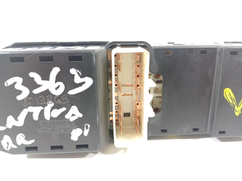 Recambio de elevalunas delantero izquierdo para chevrolet captiva (c100, c140) 2.0 d 4wd referencia OEM IAM 202005436  