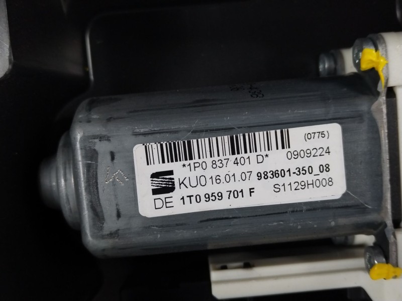 Recambio de elevalunas delantero izquierdo para seat leon (1p1) 1.9 tdi referencia OEM IAM 1K0959793L F005S00294 1P0837401D