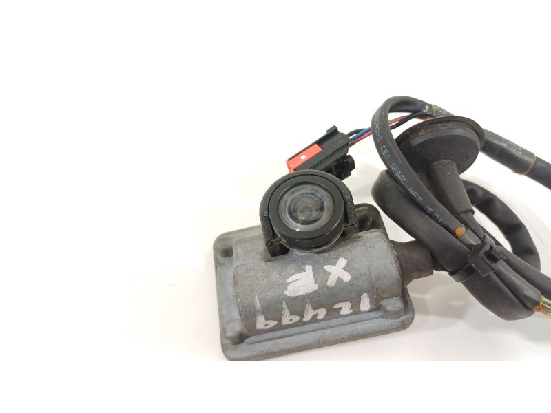 Recambio de camara para jaguar xf 3.0 v6 diesel luxury referencia OEM IAM 8X2319G490  