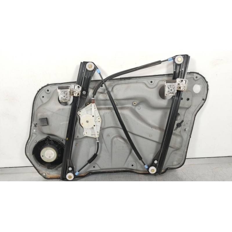 Recambio de elevalunas delantero izquierdo para volkswagen golf iv (1j1) 1.6 16v referencia OEM IAM 1J4837755E 1J1959801C 1J4837