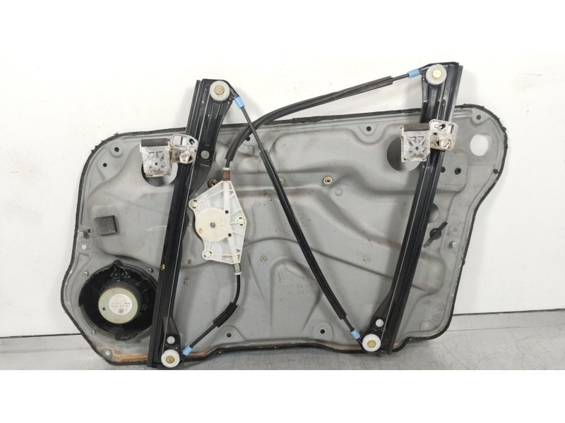 Recambio de elevalunas delantero izquierdo para volkswagen golf iv (1j1) 1.6 16v referencia OEM IAM 1J4837755E 1J1959801C 1J4837