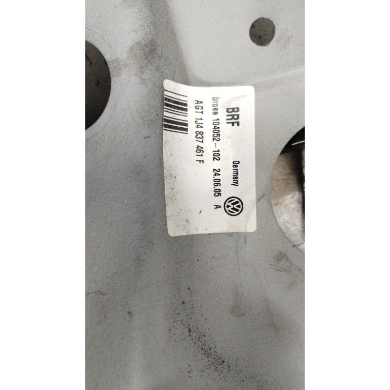 Recambio de elevalunas delantero izquierdo para volkswagen golf iv (1j1) 1.6 16v referencia OEM IAM 1J4837755E 1J1959801C 1J4837