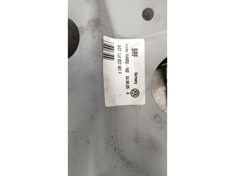 Recambio de elevalunas delantero izquierdo para volkswagen golf iv (1j1) 1.6 16v referencia OEM IAM 1J4837755E 1J1959801C 1J4837