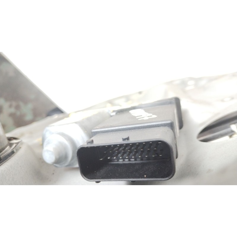 Recambio de elevalunas delantero izquierdo para volkswagen golf iv (1j1) 1.6 16v referencia OEM IAM 1J4837755E 1J1959801C 1J4837