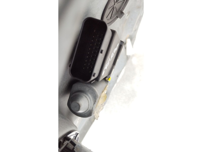 Recambio de elevalunas delantero derecho para volkswagen golf iv (1j1) 1.6 referencia OEM IAM 1J4837730AA  