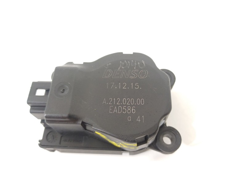 Recambio de motor apertura trampillas climatizador para opel adam unlimited ecoflex referencia OEM IAM A21202000  EAD586