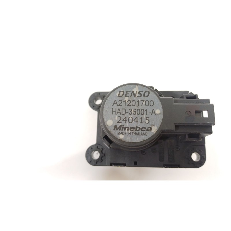 Recambio de motor apertura trampillas climatizador para renault clio iv limited referencia OEM IAM HAD36001A 240415 A21201700