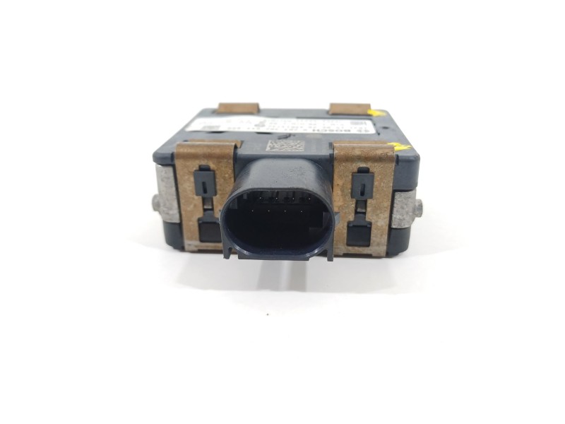 Recambio de sensor para hyundai kona tecno 2wd referencia OEM IAM J995655211 39R13732 0203302843